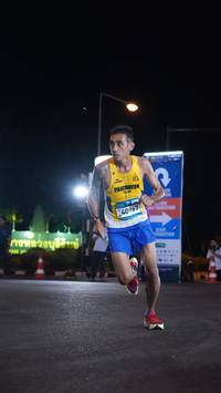 BIB: 40967
                            <button type="button" onclick="openModal(23005739)" class="btn btn-primary btn-sm float-right btn-popup" data-toggle="modal" data-target=".modal-high-quality">
                        <i class="fas fa-shopping-cart"></i> Add to Cart
                    </button>
                                            <button type="button" onclick="isThisMe(23005739, true)" class="btn btn-success btn-sm float-right btn-popup btn-isme hidden" data-toggle="tooltip" data-placement="bottom" title="นี่คือรูปของคุณใช่ไหม คลิกที่นี่เพื่อเอาเข้าอัลบั้ม">
                        <i class="fas fa-plus"></i> Add to album
                    </button>
                    <button type="button" onclick="isThisMe(23005739, false)" class="btn btn-warning btn-sm float-right btn-popup btn-isnotme hidden">
                        <i class="fas fa-ban"></i> Remove from album
                    </button>